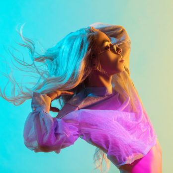 Bilal_Hassani_Pressepic_Roi_©FIFOU-4761