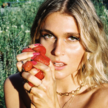 anaïs_what_the_france (1)