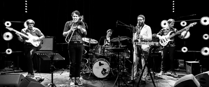 manège_what_the_france